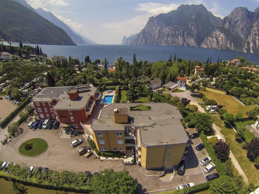 Residence Toblini Torbole Sul Garda Exteriér fotografie