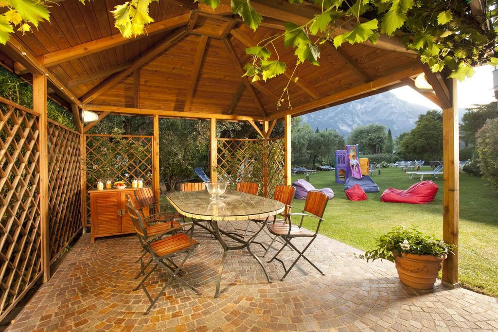 Residence Toblini Torbole Sul Garda Exteriér fotografie